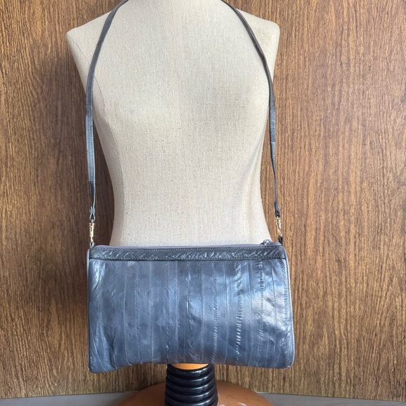 Vintage Grey Soft Eel Skin‎ Leather 1980s Crossbody Shoulder Bag Chic Classy - Picture 1 of 12